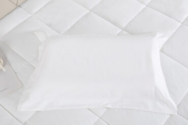 Ekskluzīvs Spilvendrāna Balta 100% Kokvilna 40x60cm 300TC | Siexa PCC4060W