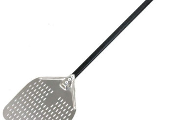 Pizza lāpsta 12'' kvadrātveida Perforēta Metāla rokturis Garums 140cm | Adexa SPP14012S