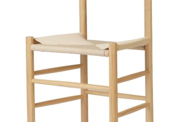 Bērza koka krēsls dabīgā krāsā ar gaišu pītu virvju sēdekli | Adexa GS60575NBE