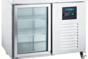 Komerciāls atdzesēts letes skapis ar 1 stikla durvīm GN1/1 | Adexa DRGN1100TNG