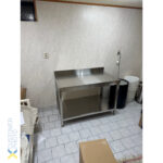 Profesionālais Darba galds Nerūsējošais tērauds Lejas plaukts Augšējais plaukts 1200x700x900mm | Adexa THATS127A - Image 2